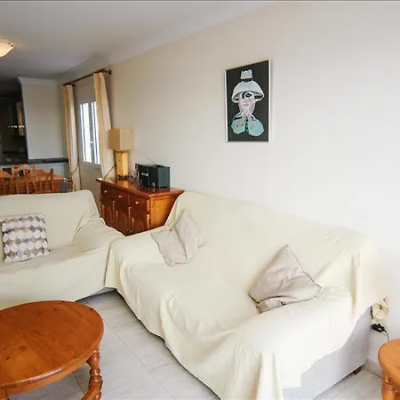 Vila Puerto Del Carmen Sleeps 5 With Pool Puerto del Carmen (Lanzarote)